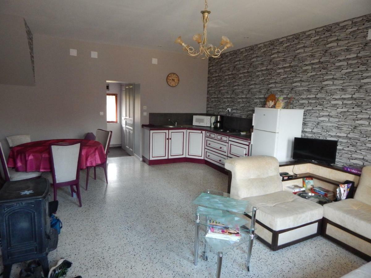 Gite Chez Marcel Et Bea La Chapelle-Saint-Sauveur  Екстериор снимка